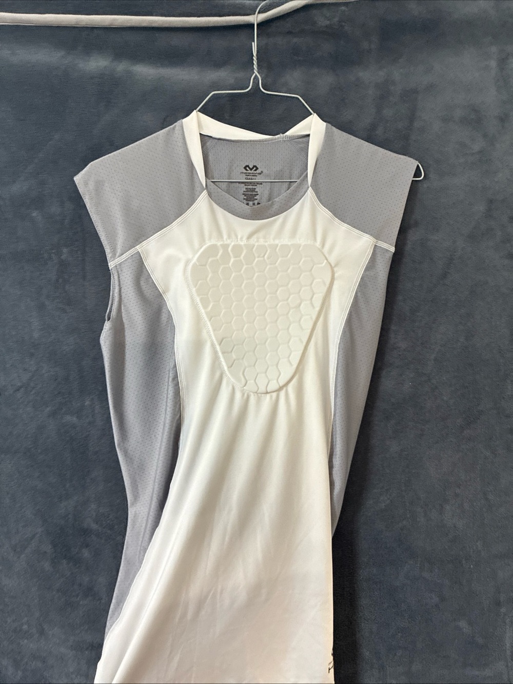 Men's Sleeveless Padded Tank Top - White & Light Gray
